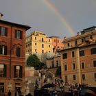 Regenbogen über der spanischen Treppe