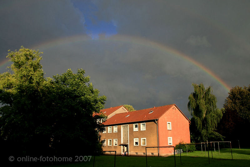 Regenbogen über Gelsenkirchen (1) am 25.06.2007