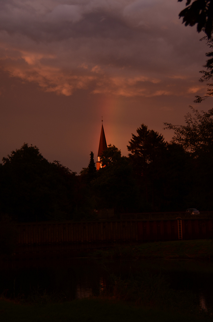 Regenbogen über Gustaf - Adolf Kirche