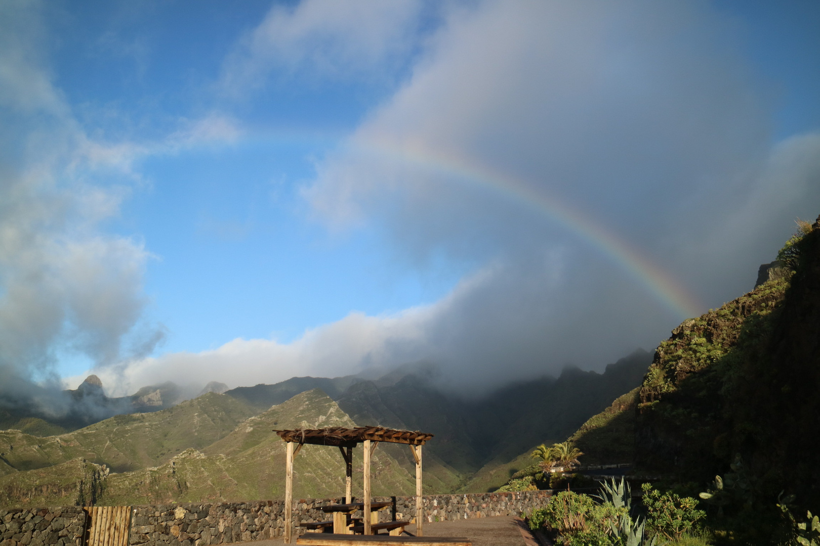 Regenbogen über la Gomera