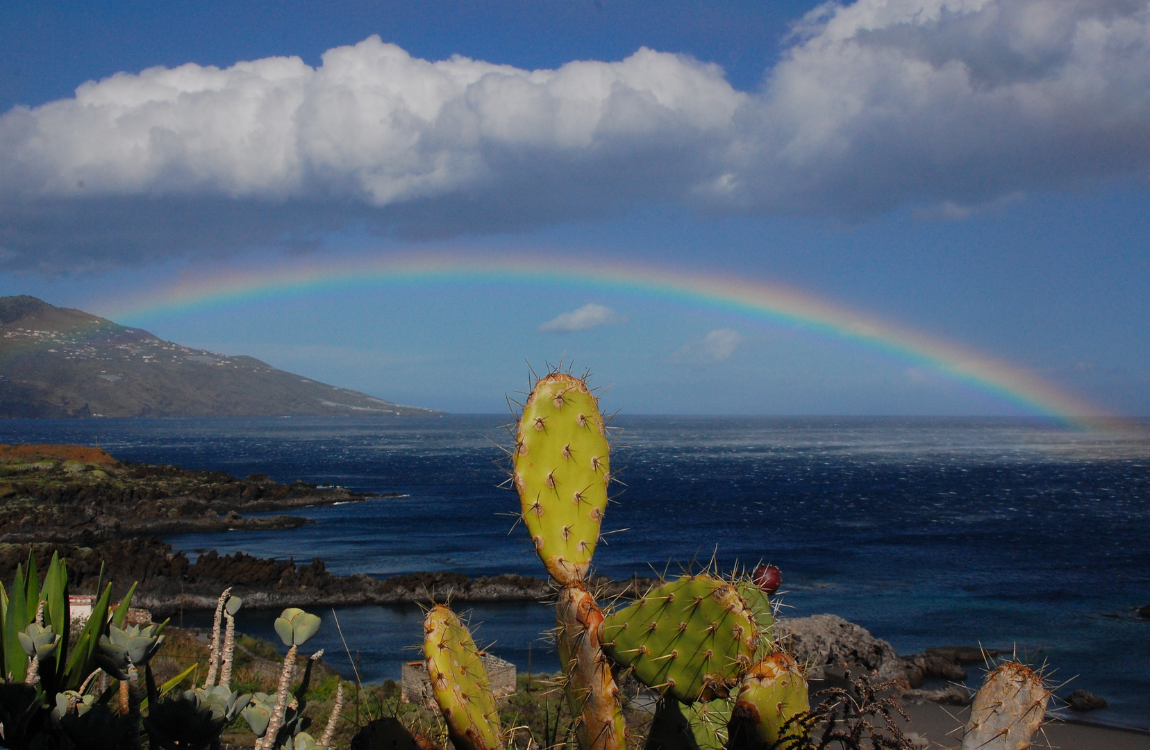 Regenbogen über La Palma