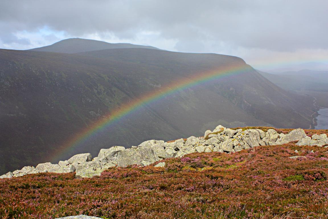 Regenbogen über Loch Muick