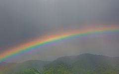 Regenbogen über Luang Namtha