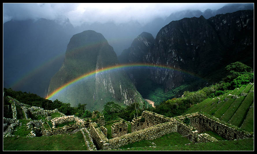 Regenbogen über Macchu Picchu II