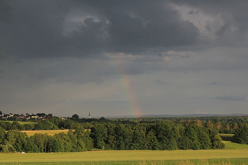 Regenbogen über Pressath