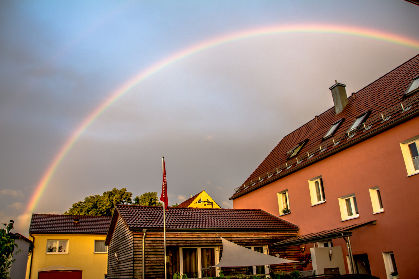 Regenbogen über Regensburg 2