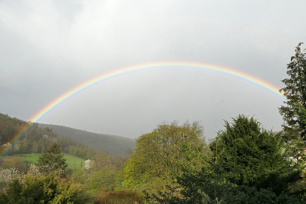 Regenbogen über Rod 02