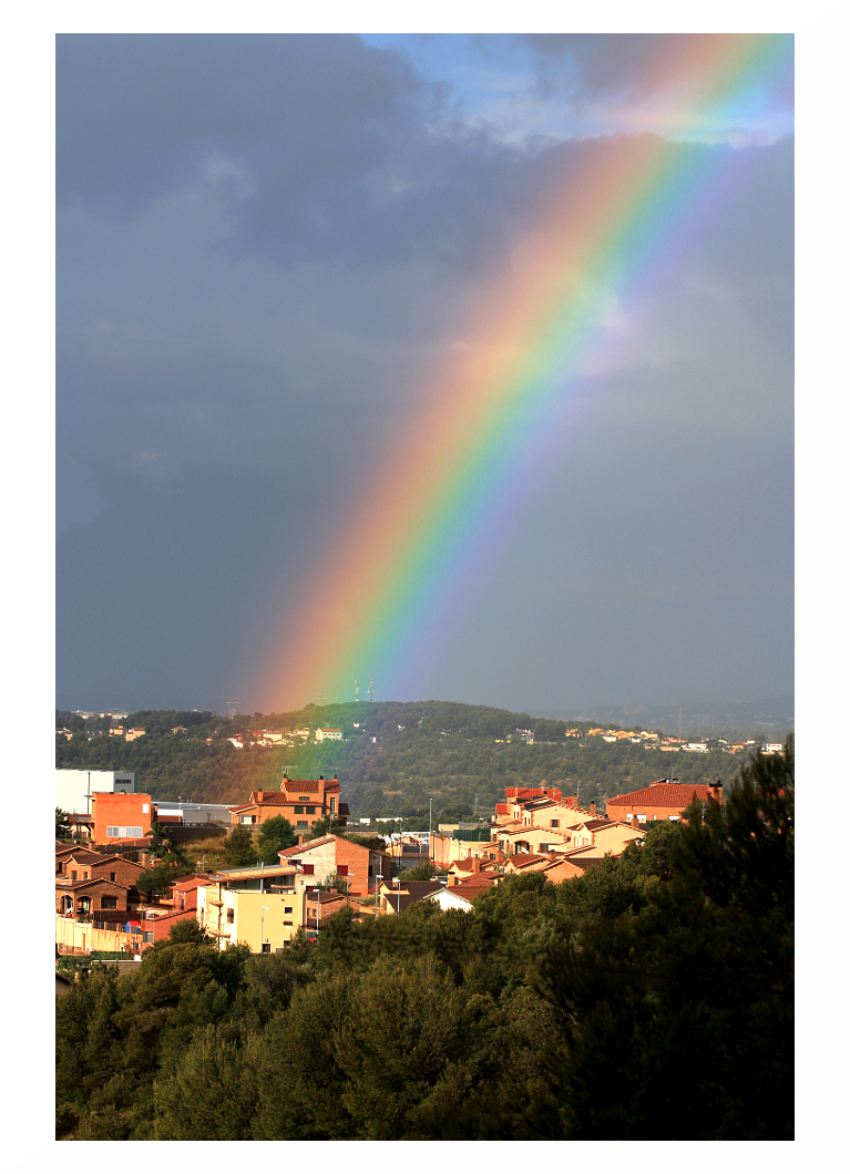 Regenbogen über Roda de Bara