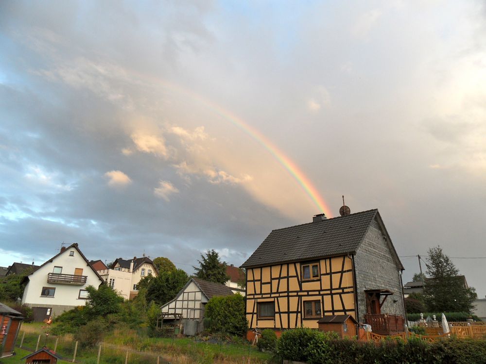 Regenbogen über Schladern