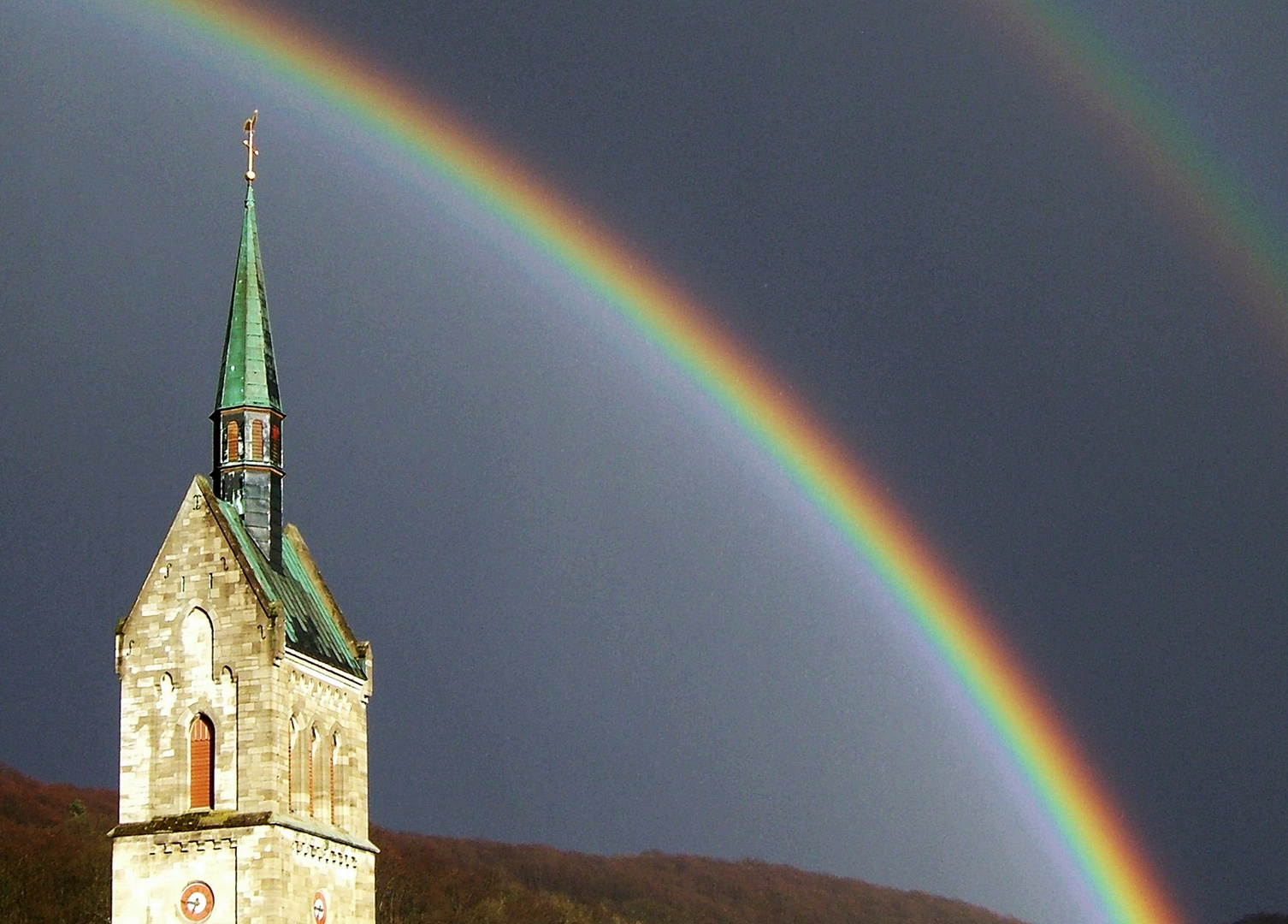 Regenbogen über St. Cyriakus