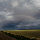 Regenbogen über Steppe...