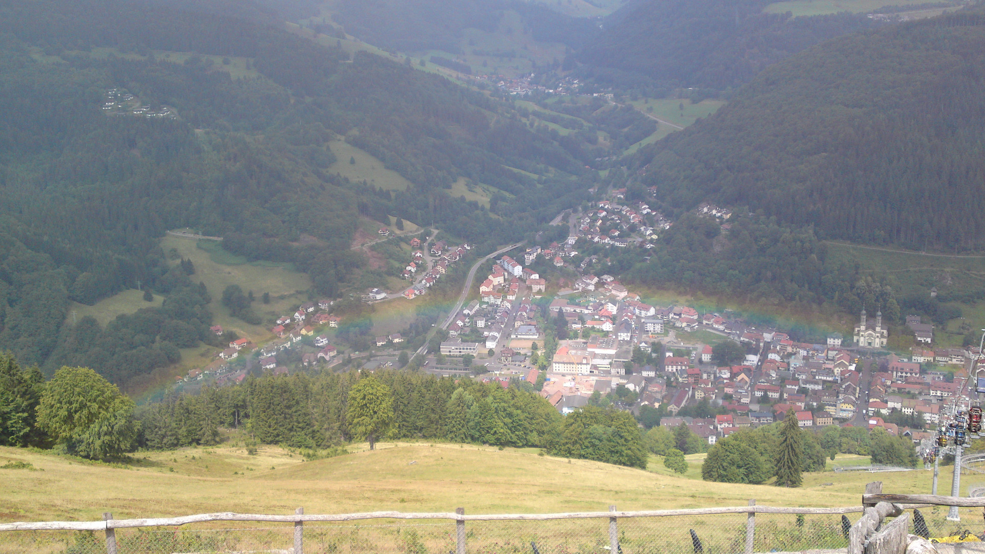 Regenbogen über Todtnau