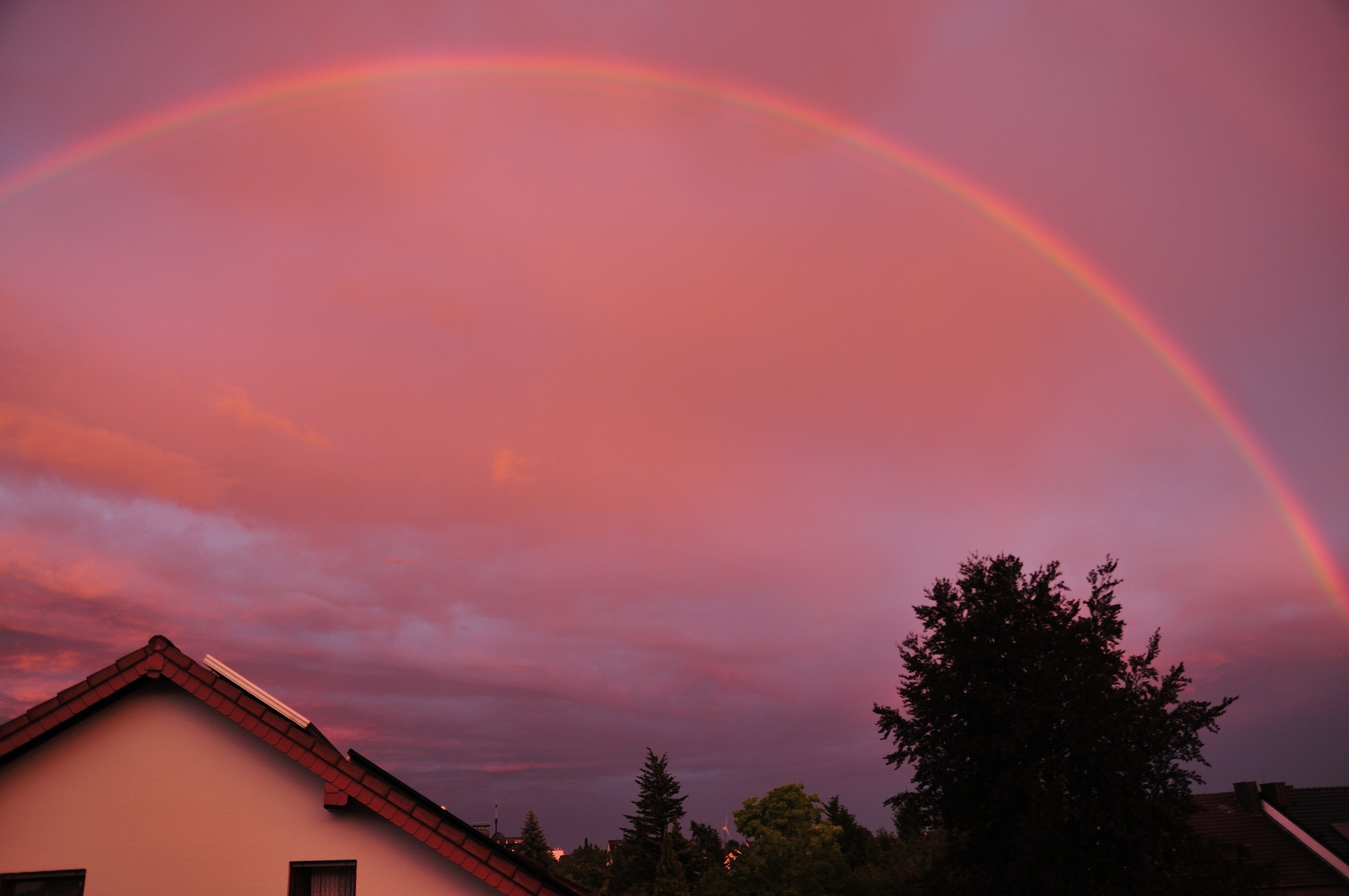 Regenbogen über Wesseling