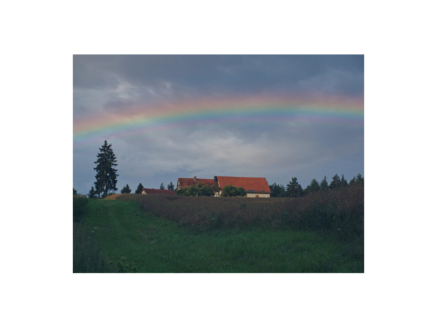 Regenbogen überm Klaushof