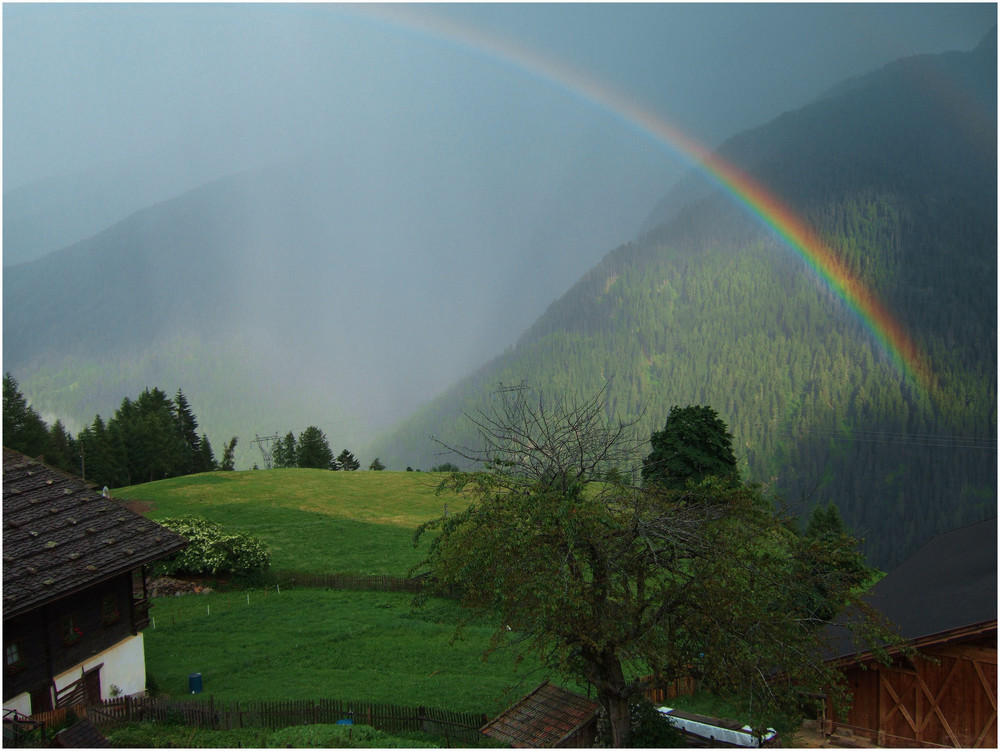 Regenbogen überm Ultental