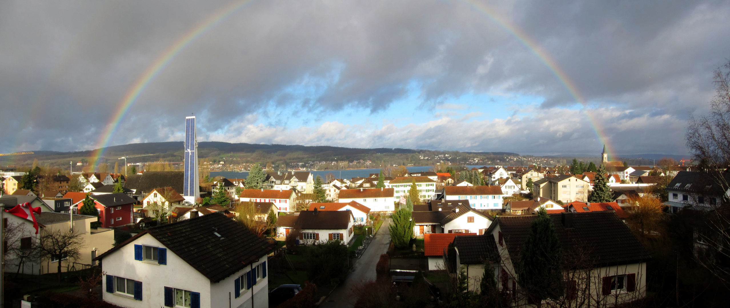 Regenbogen verbindet