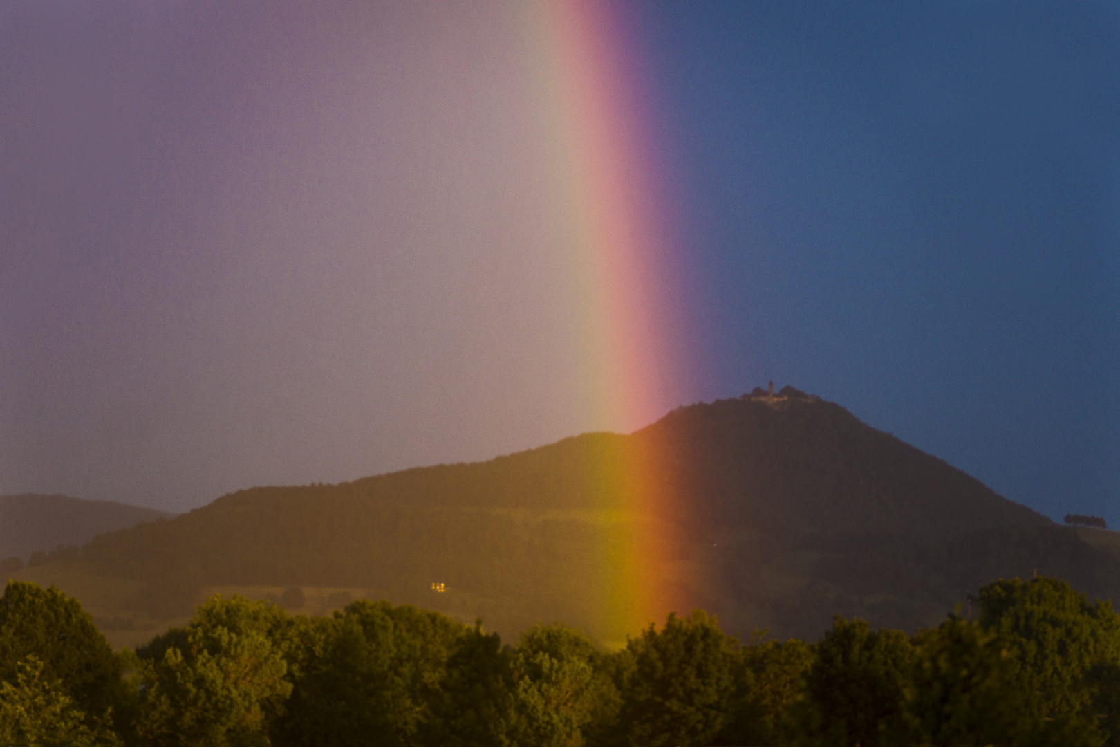 Regenbogen vor der Teck