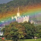 Regenbogen vor Schloß Arenfels am Rhein