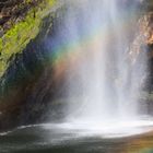 Regenbogen-Wasserfall