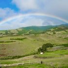 Regenbogen zum Frühstück  ... oberhalb Povoação auf São Miguel, Açores (© Buelipix) 