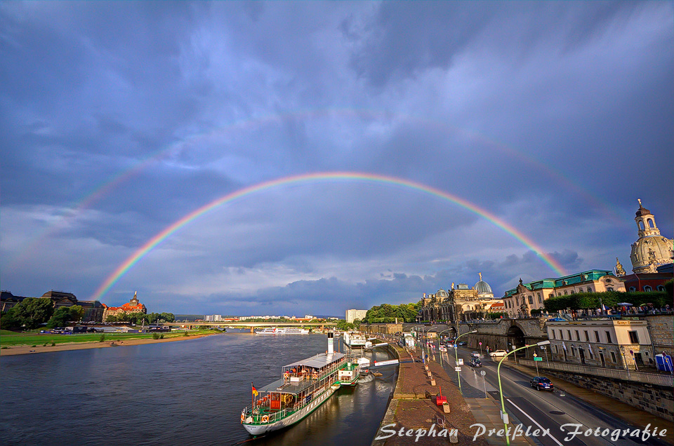 Regenbogenbrücke