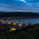 Regenbogenmauer