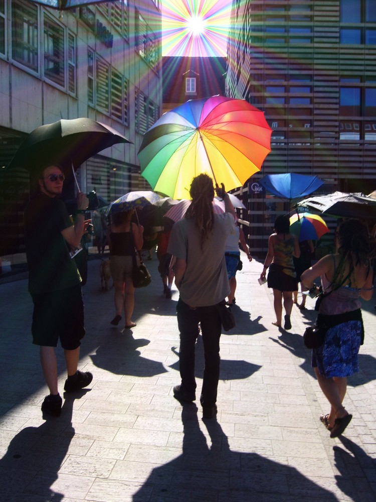 Regenbogenschirm Foto Bild Fotokunst Spezial Bilder Auf Fotocommunity