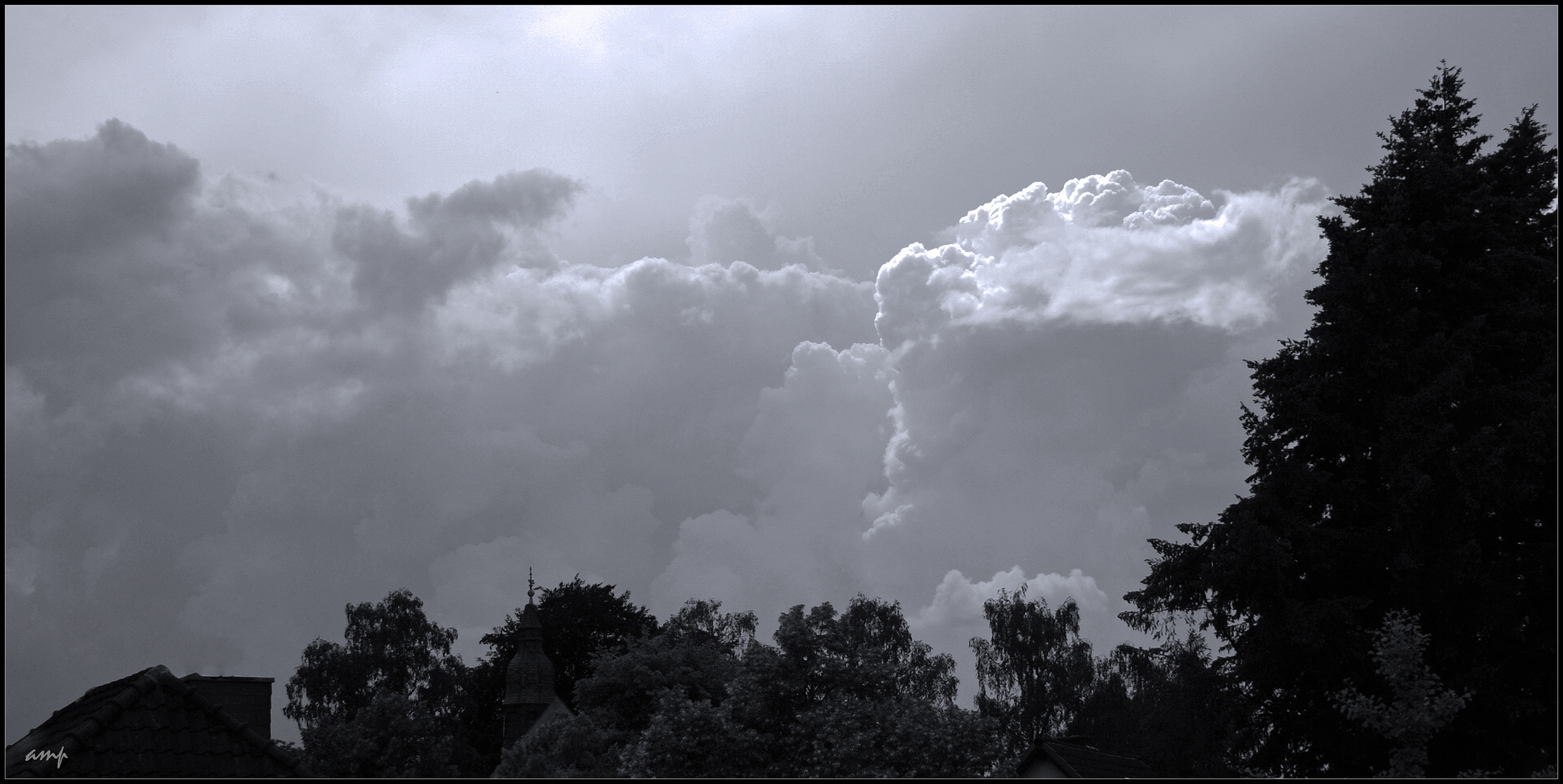 Regenfront ...