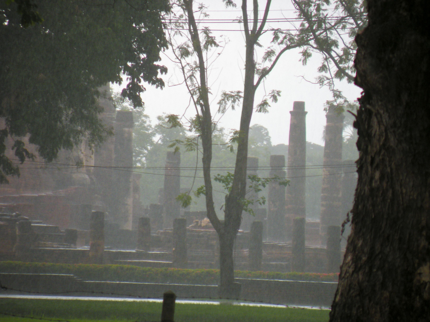 Regenguss in Sukothai