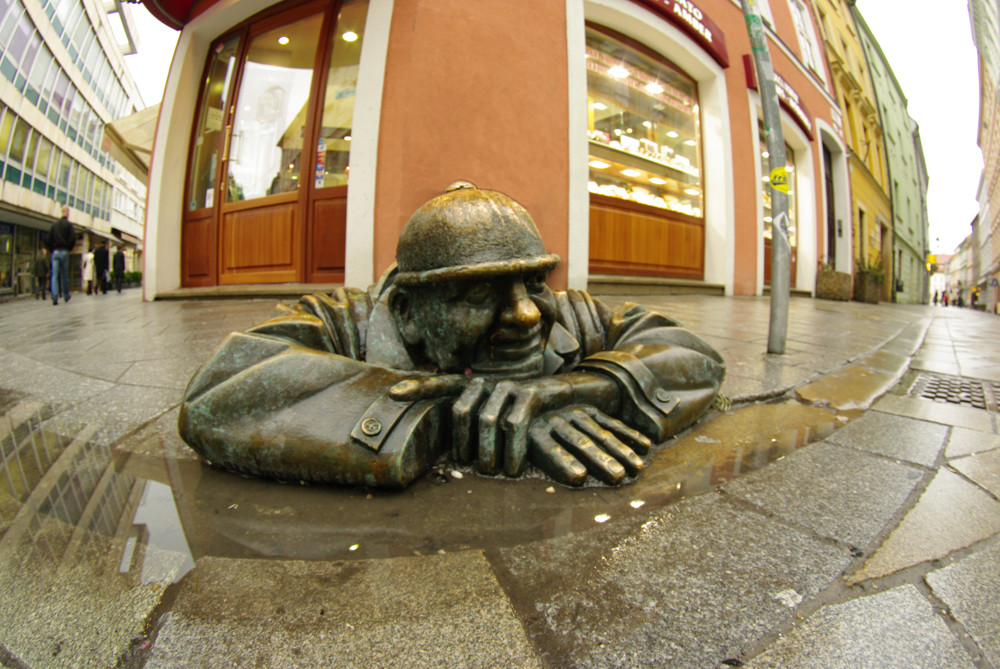 Regenmantel im Regen