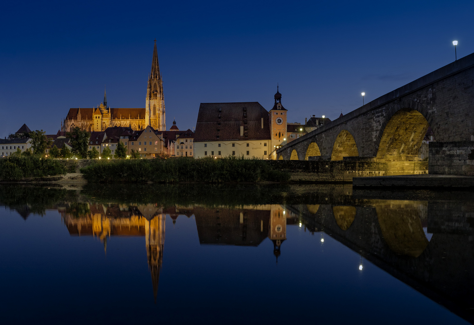 Regensburg Foto & Bild | architektur, architektur bei ...