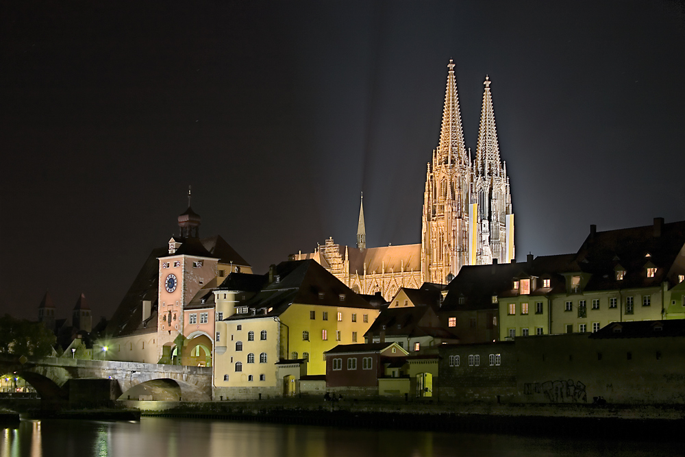 Regensburg bei Nacht