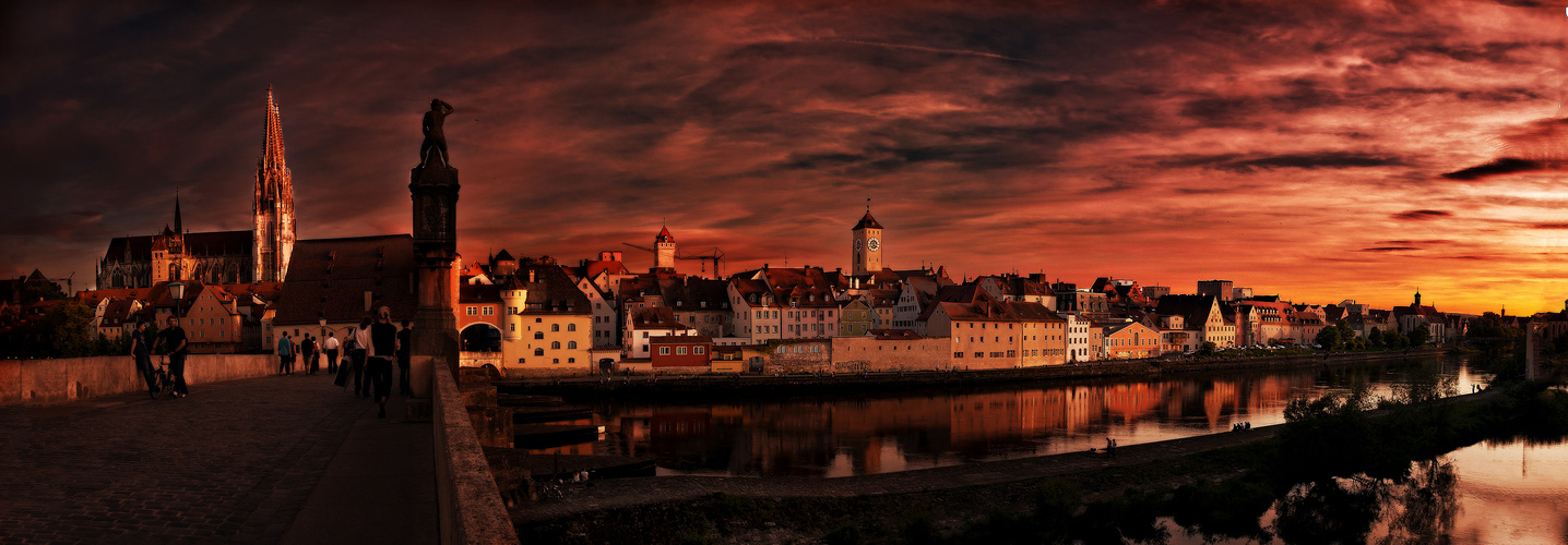 Regensburg bei Nacht