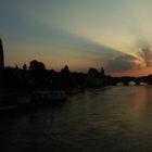 Regensburg - Dom und Steinerne Brücke im Sonnenuntergang