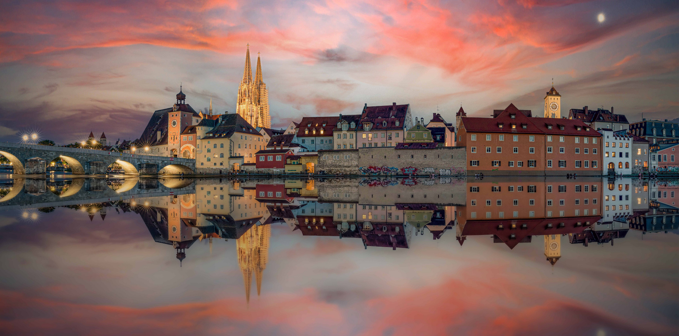 Regensburg in rot!