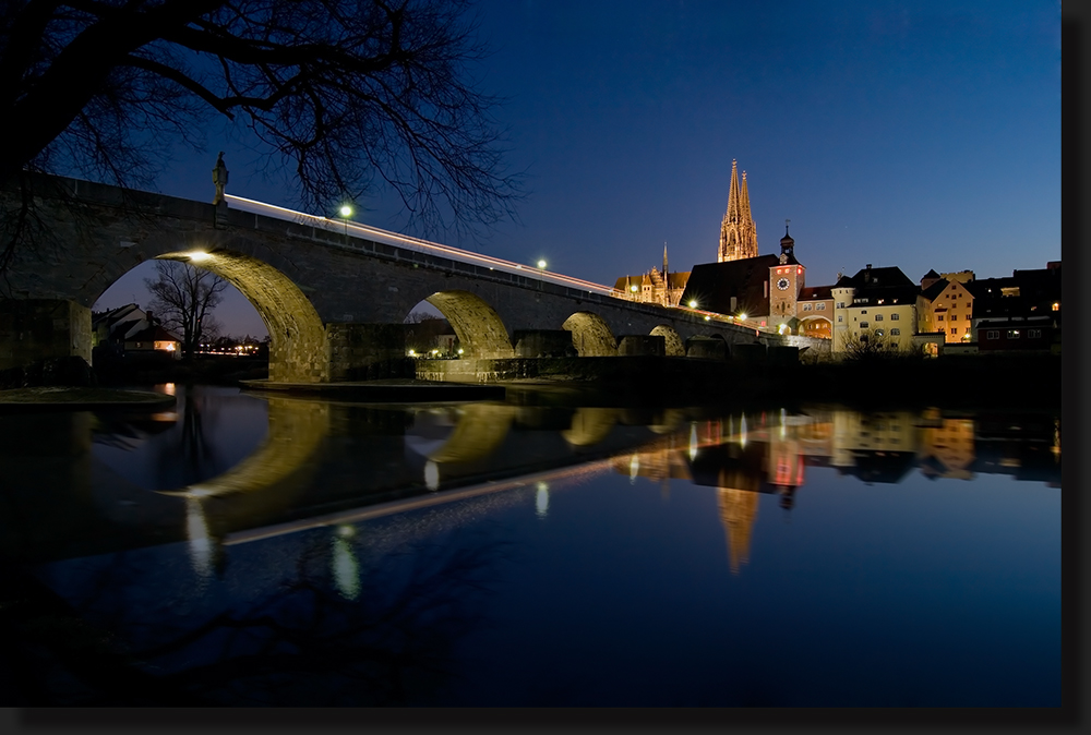  Regensburg mit steinerner Brücke 