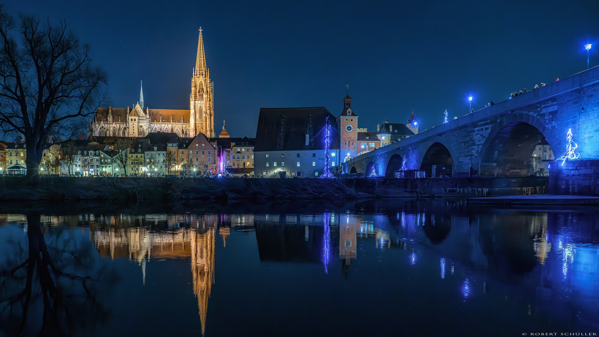  Regensburg RE.LIGHT International Light Art Festival 