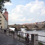 Regensburg: Salzstadel, Brückentor und Steinerne Brücke