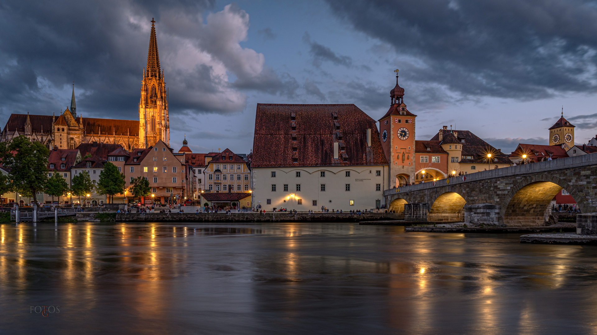 Regensburg- Steinerne Brücke