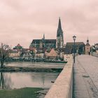 Regensburg - Über die steinerne Brücke