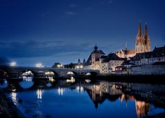 Regensburg zur blauen Stunde 