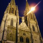 Regensburger Dom bei Nacht