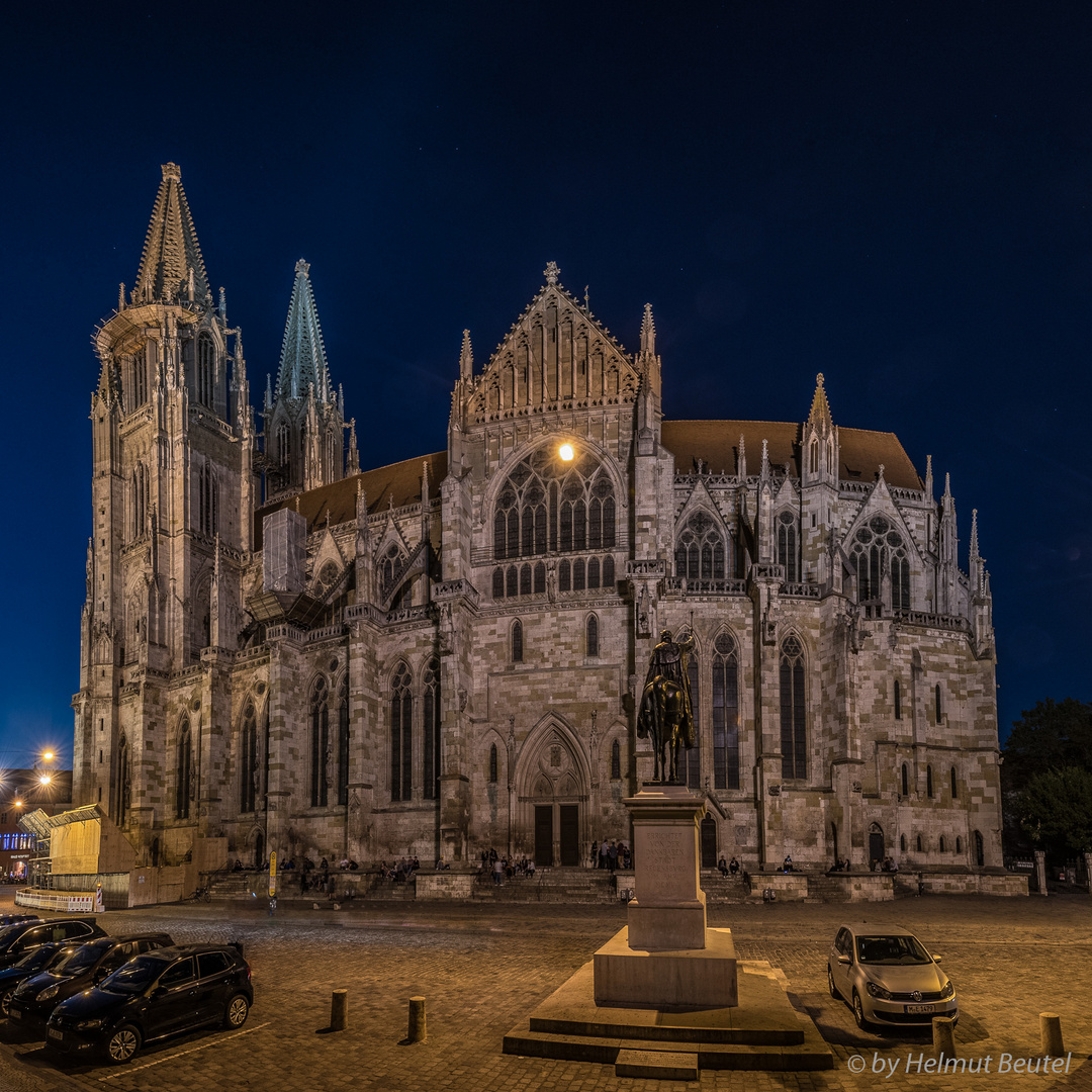 Regensburger Dom @ night