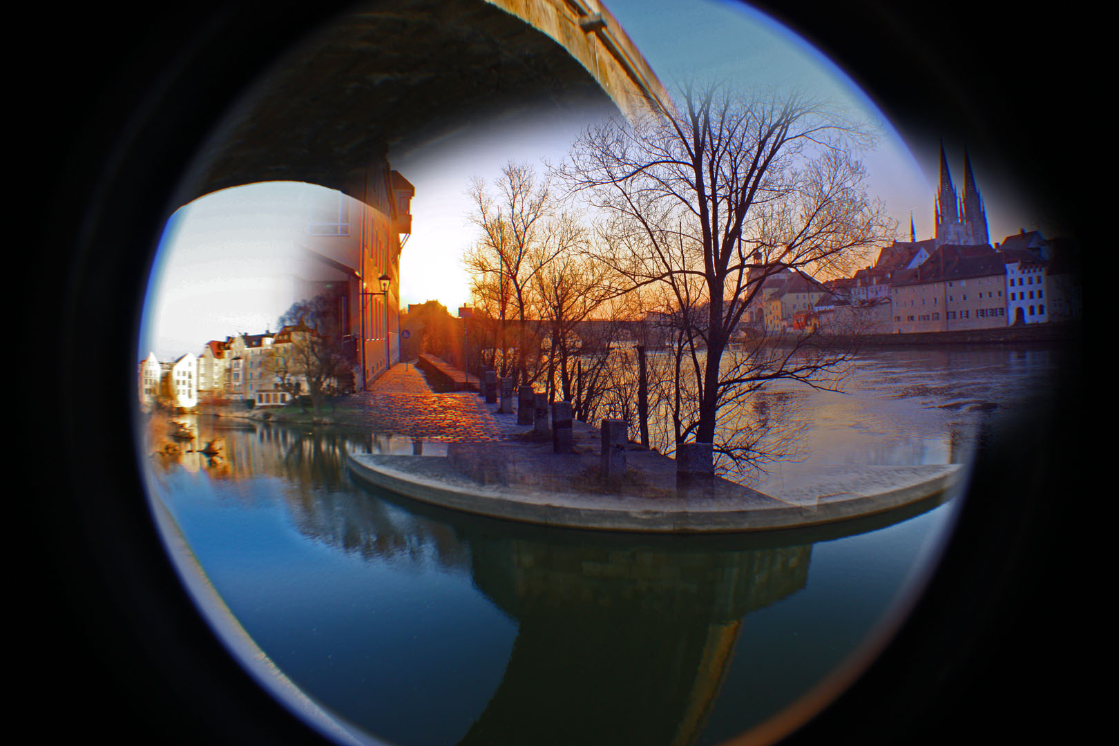 Regensburgs Steinerne Brücke