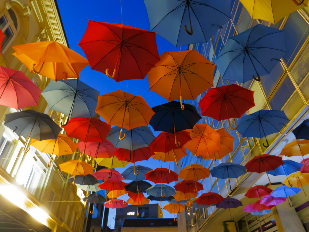 Regenschirme in Belgrad