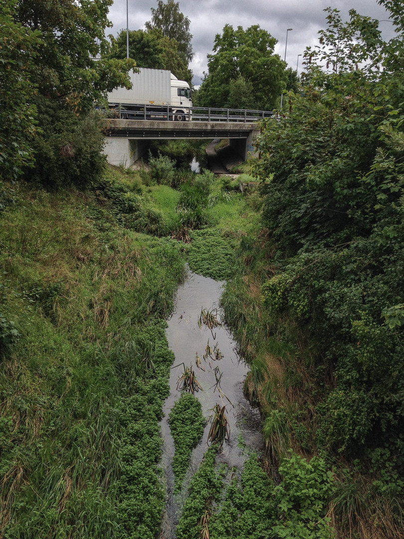 Regensdorf-Watt bei Zürich, Furttal Überlandstrasse