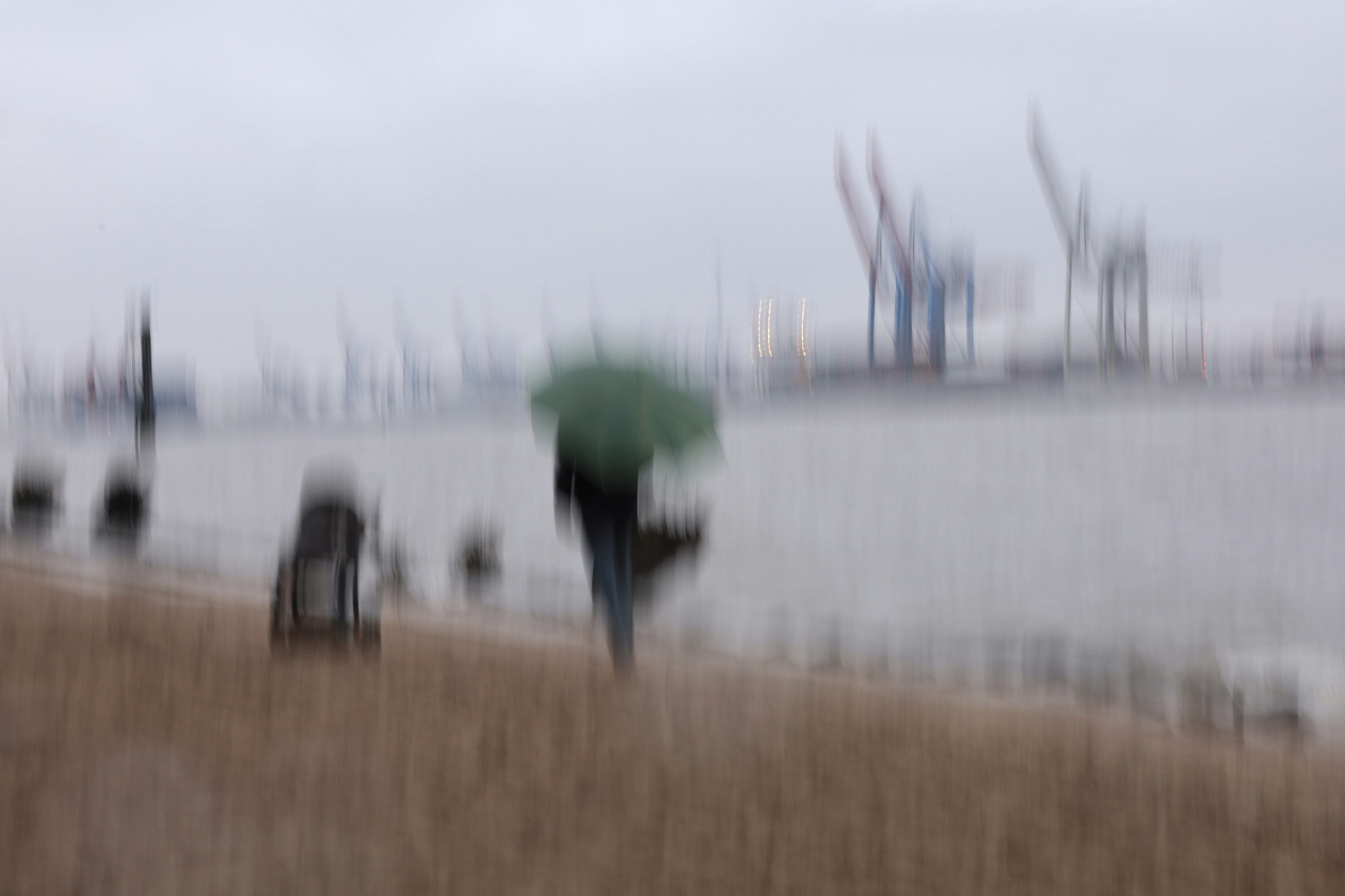 Regentag im Hamburger Hafen
