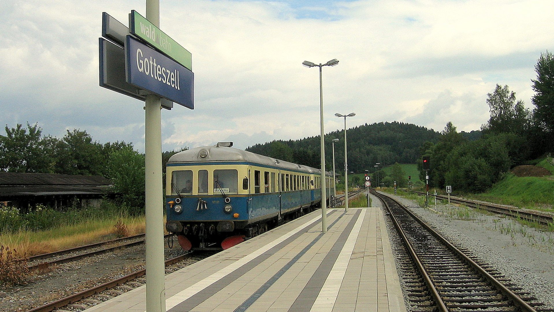 Regentalbahn im Bf Gotteszell 22.7.2007