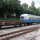 Regentalbahn mit Szene im Bf Viechtach 4.8.2006