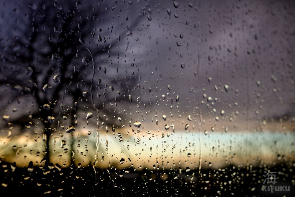 Regentropfen am Fenster Foto & Bild winter, himmel